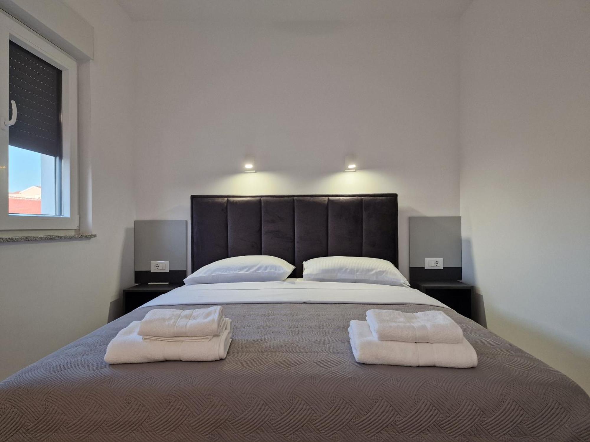 Apartments Okit Vodice Exterior photo